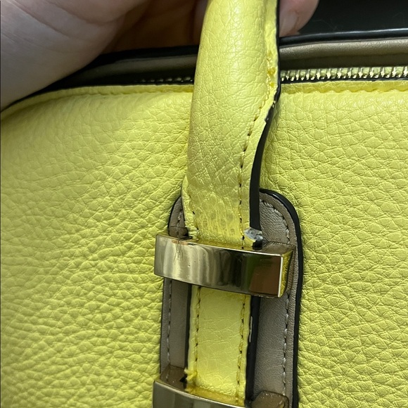 Large Yellow Handbag - Picture 12 of 15
